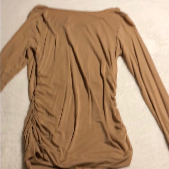 NWOT CAbi tan / camel long-sleeved ruched top. Med - Picture 3 of 4